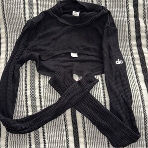 Alo Thrill Seeker Ribbed Shrug XS